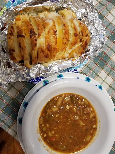 BITS & PIECES: Cheesy French Bread Slices