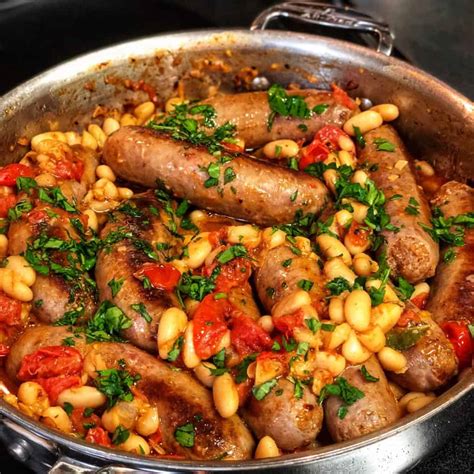 ITALIAN SAUSAGE AND BEANS | 30-MINUTE MEALS