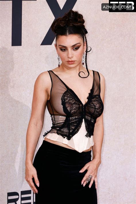 Charli Xcx Sexy Seen Flashing Her Nude Tits In A Revealing Outfit At The Amfar Gala In Cannes