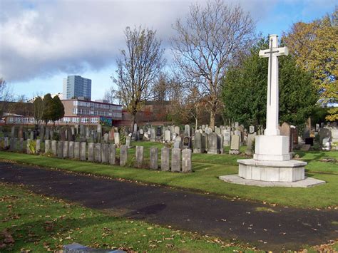 Glasgow (Cardonald) Cemetery | Cemetery Details | CWGC