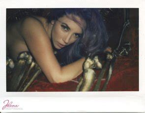 Jelena Jensen Showing Her Great Tits At Shoot Photos