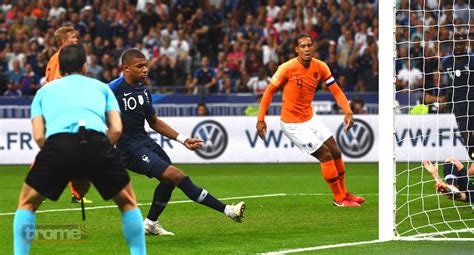 Kylian Mbapp Anota El Primer Gol De Francia En La Liga De Naciones De