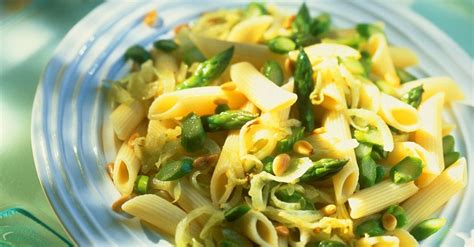 Nudeln Mit Spargel Rezept Eat Smarter