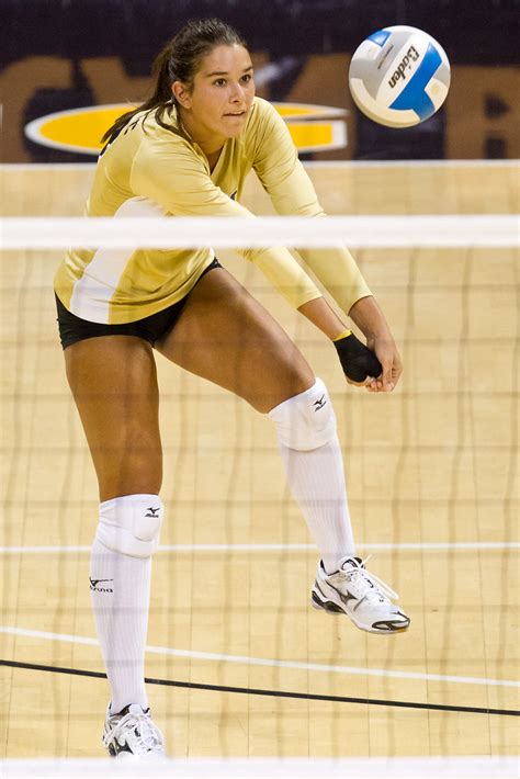 Women S Volleyball Lbsu Vs Idaho Ballin At The Beach Flickr