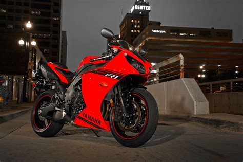 Red Yamaha R Wallpapers Top Free Red Yamaha R Backgrounds