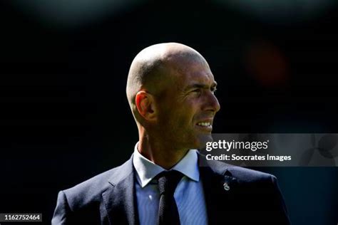 Zinedine Zidane Photos Photos and Premium High Res Pictures - Getty Images