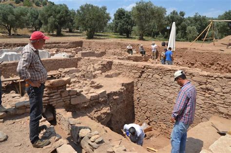 1300 Yıl Önceki Deprem Sardes te Değişimlere Neden Olmuş Arkeofili