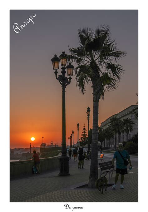 De paseo Atardecer en el Paseo del Vendaval de Cádiz 44 Flickr