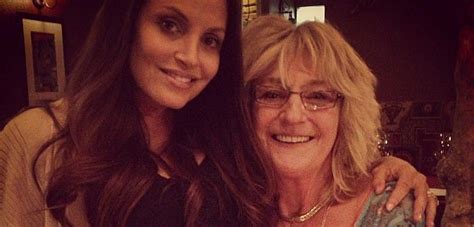 Who are there in Trish Stratus Family? Meet Trish Stratus Parents ...