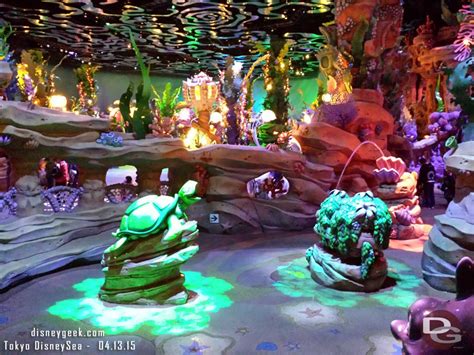 Inside Mermaid Lagoon Tokyo DisneySea - The Geek's Blog @ disneygeek.com