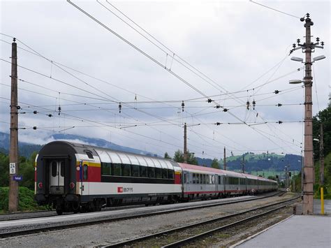 Ein Sbb Panoramawagen Am Zugende Des Bb Eurocity Ec Graz