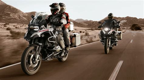 2016 BMW R1200GS Adventure Review