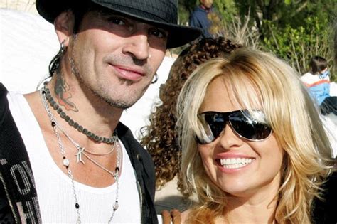 13 ngôi sao chết điếng vì lộ clip sex