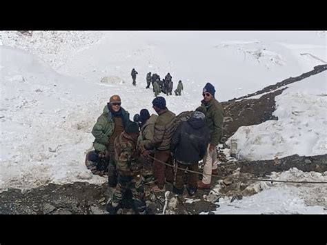 Breaking Avalanche Hit ShaitanNalla At Zojila Buried 2Trucks Which