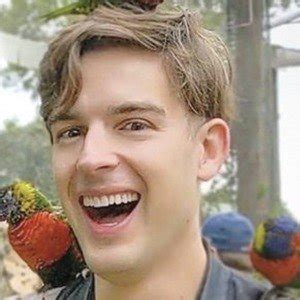 MatPat (YouTube Star) - Bio, Birthday, Family, Age & Born | AllFamous.org