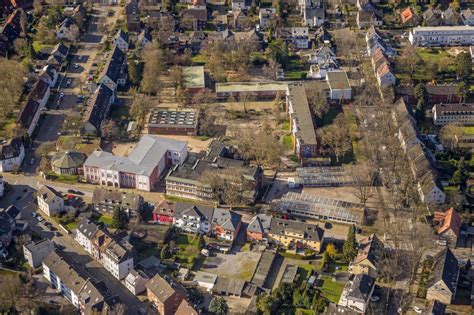 Luftbild Gelsenkirchen Schulgeb Ude Der Gbm Gesamtschule Buer Mitte