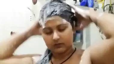 Milk Tanker Bhabhi Nude Bath Viral Hot Show Indian Sex Video