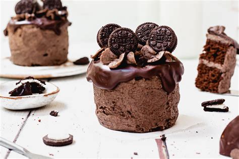 Mini Oreo Ice Cream Cake