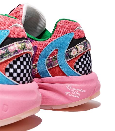 Jae Tips x Saucony Grid Azura 2000 Release Date | SneakerNews.com