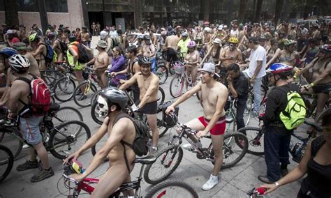 World Naked Bike Ride México fotos Aristegui Noticias