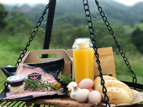 BIG BREAKFAST HAMPER | NATURE DOMES NSW