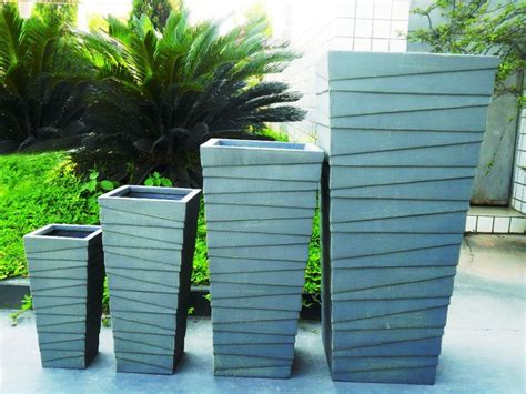 6 Modern Planters That Will Breathe Life Into Your Home