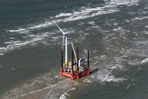 Scroby Sands Windfarm Aerial Image WaveWalker 8 Legged W Flickr