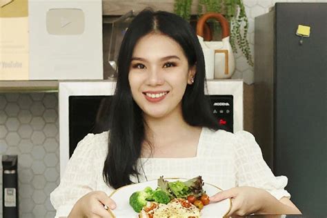 Chef Devina Hermawan Sajikan Resep Masakan Nusantara Di Televisi