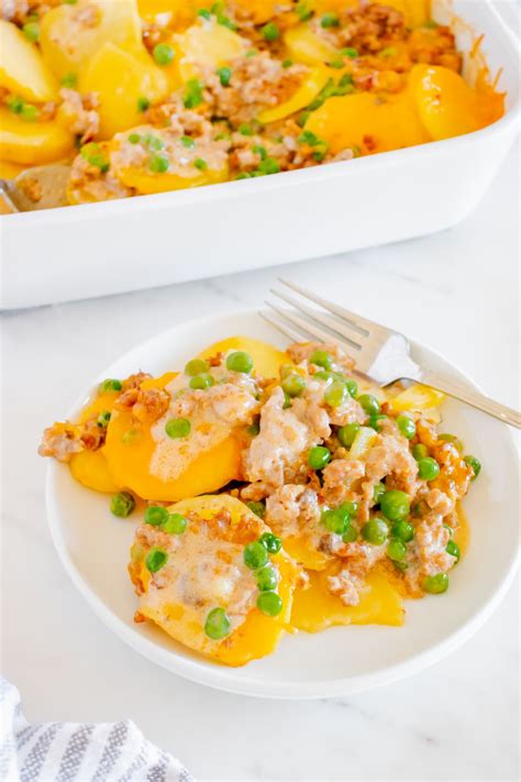 Cheesy Sausage Potato Casserole - Kitchen Divas