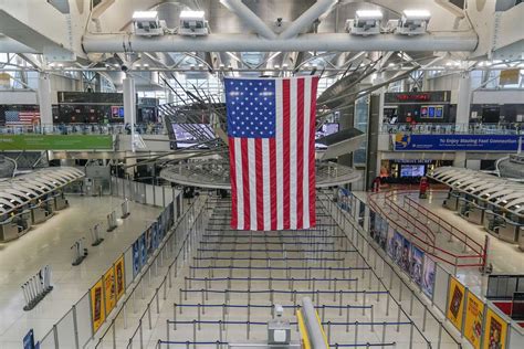 Kennedy Airport Fixes Power Outage That Canceled Flights