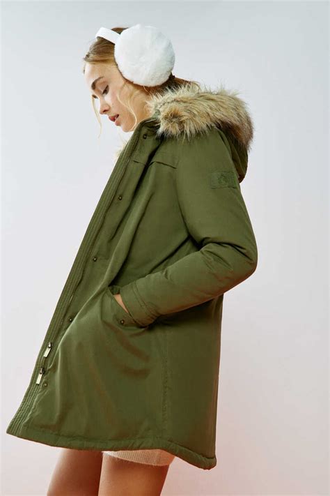 Green Sorona Aura water-repellent parka