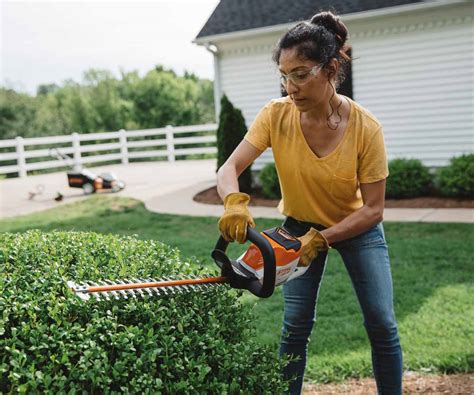 Geruststellen Het Is Mooi Wandelen Battery Hedge Trimmer Commentator