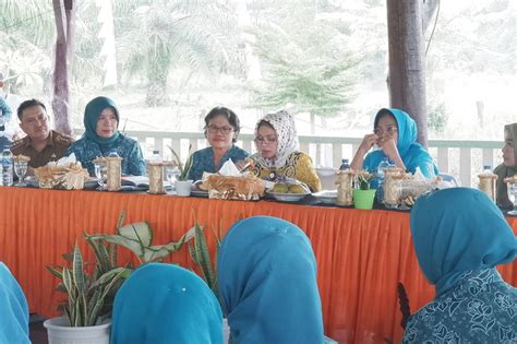 Pemkab Program Ibu Religius Dalam Meningkatkan Kesejahteraan Keluarga