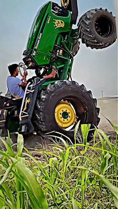 John Deere Tractor Stunt Shorts Video🕊️💥shortstractorjattmind⚠️diy