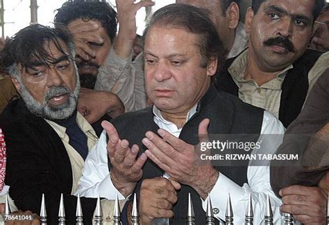 Pakistani Prime Minister Mohammad Nawaz Sharif Photos And Premium High