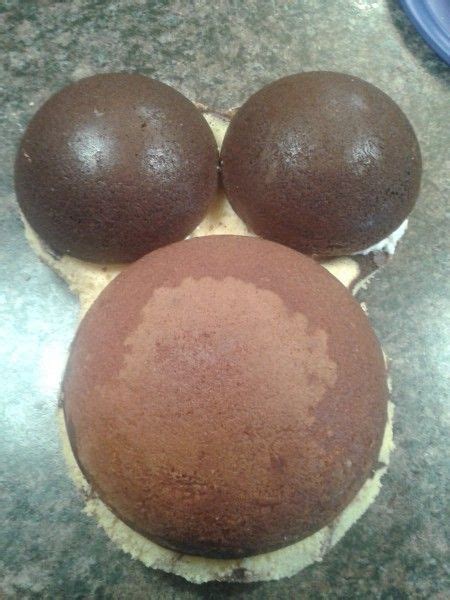 How To Make A Pregnant Belly Cake With Footprint Pregnant Belly Cakes