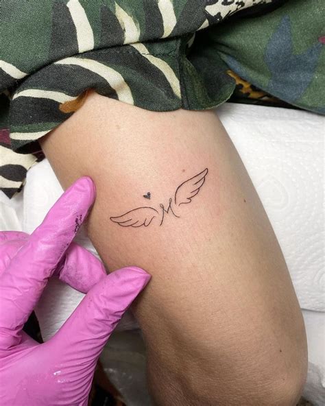 4 539 curtidas 37 comentários Tatuagens delicadas e reformas