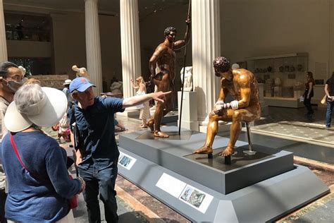 Insiders Tour Of The Met Museum With Former Guard And Author