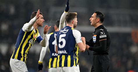 Fenerbahçe nin Başakşehir maçı penaltı pozisyonu yorumları Son dakika