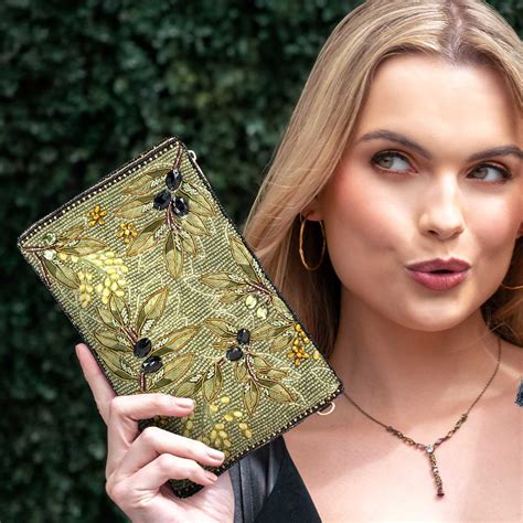 mary frances beaded bags 6