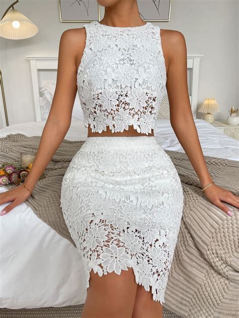 White Elegant Collar Sleeveless Plain Embellished Slight Stretch Women Co Ords Lace Top Outfit