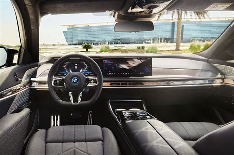 Bmw I7 M70 Xdrive ใหม่ ที่สุดแห่งรถไฟฟ้า Luxury กับสมรรถนะที่เป็นเลิศ