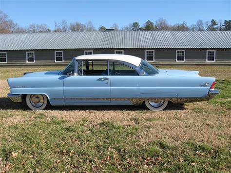 1956 Lincoln Capri 2 Door Hardtop The 1956 Gained The New 285 Hp 368