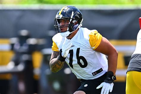 OT Troy Fautanu has big day, highlights big winners of Steelers’ first day of padded practice ...