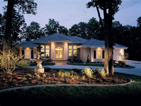 great circle drive and fountain - plan 051D-0541 - houseplansandmore ...