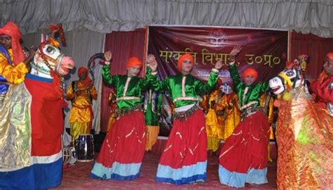 List of 14 Traditional Folk Dances of Bihar with Photos