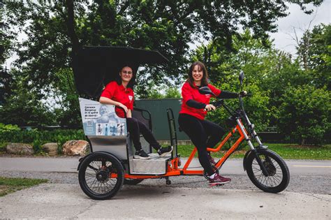 Balades Gratuites De Cyclopousse Dans Le Vieux Terrebonne D Couvrir