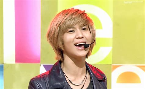 Shinee Taemin And Jonghyun At Inkigayo 3102010 Shinee Image 19248615