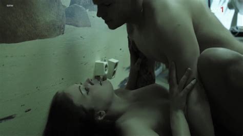 Naked Jennifer Karlberg In Ettor Nollor