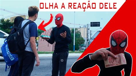 Ele Gastou Todo Dinheiro Em Marmitas Ajudando Moradores De Rua Youtube